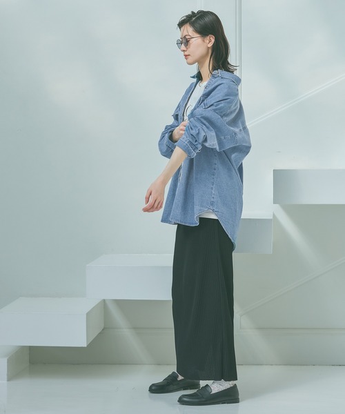 LAKOLE（ラコレ）の「コインローファー / 640184（ローファー・レディース・ベージュ/ブラック・LARGE/MEDIUM）」の4枚目の写真