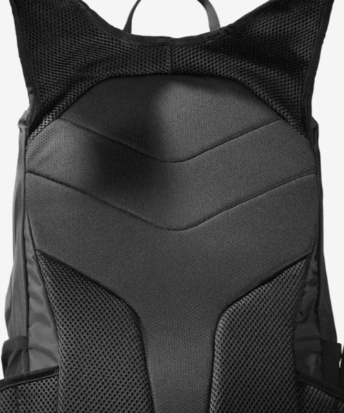SALOMON(サロモン)の「【SALOMON】TRAILBLAZER 20/サロモン トレイルブレイザー20L バックパック(バックパック/リュック・メンズ・ブラック・FREE)」の2枚目の写真
