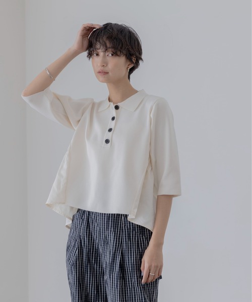Eimee Law(エイミーロウ)の「シャーリングフレア切替ポロニットトップス(ニット/セーター・レディース・ライトグレー/ブラック/アイボリー・FREE)」の7枚目の写真
