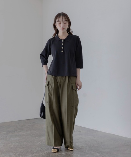 Eimee Law(エイミーロウ)の「シャーリングフレア切替ポロニットトップス(ニット/セーター・レディース・ライトグレー/ブラック/アイボリー・FREE)」の14枚目の写真