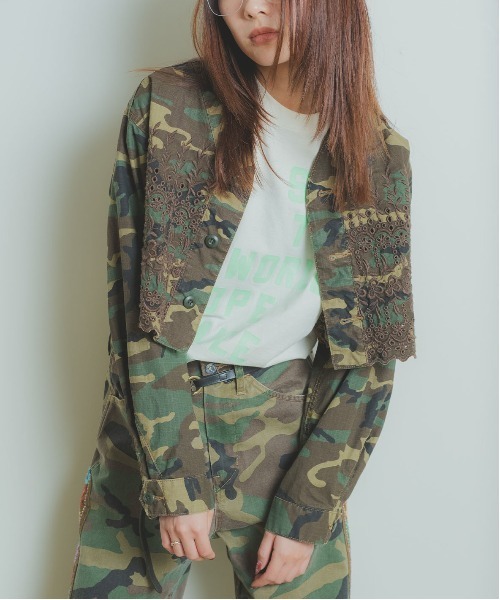 GO TO HOLLYWOOD(ゴートゥーハリウッド)の「Cutwork Fatigue Short Jacket(ミリタリージャケット・レディース・カーキ/オフホワイト・L)」の7枚目の写真