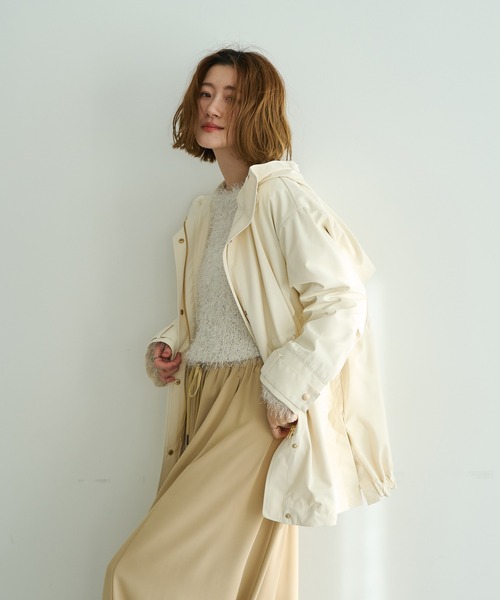 YECCA VECCA（イェッカヴェッカ）の「【撥水/花粉ガード】ミドル丈マウンテンパーカー（マウンテンパーカー・レディース・ベージュ/ネイビー/アイボリー・FREE）」の22枚目の写真