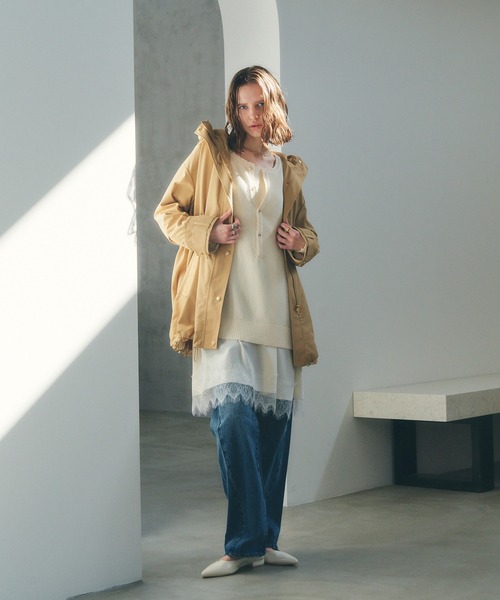 YECCA VECCA（イェッカヴェッカ）の「【撥水/花粉ガード】ミドル丈マウンテンパーカー（マウンテンパーカー・レディース・ベージュ/ネイビー/アイボリー・FREE）」の4枚目の写真