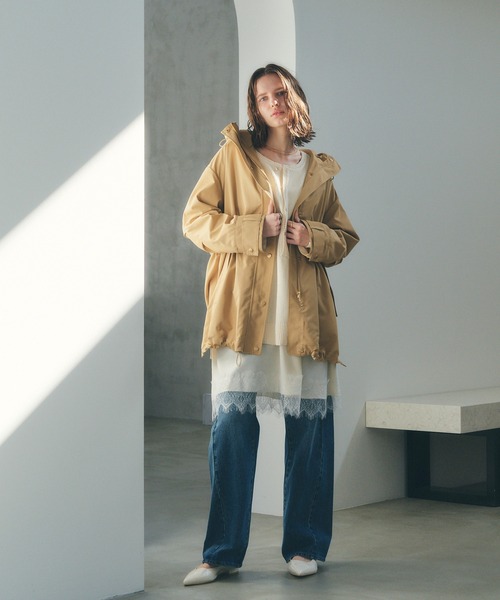 YECCA VECCA（イェッカヴェッカ）の「【撥水/花粉ガード】ミドル丈マウンテンパーカー（マウンテンパーカー・レディース・ベージュ/ネイビー/アイボリー・FREE）」の5枚目の写真