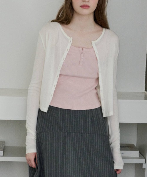 GIUNON(ジウノン)の「scallop sheer cardigan / スカラップシアーカーディガン(カーディガン/ボレロ・レディース・ブラック/グレー/ブルー/アイボリー・FREE)」の7枚目の写真