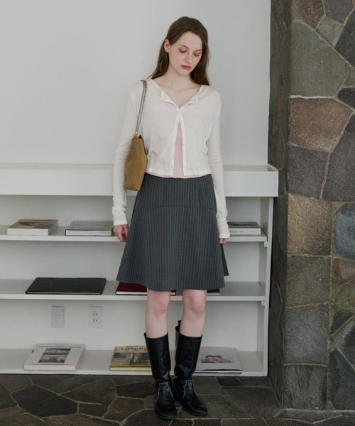GIUNON(ジウノン)の「scallop sheer cardigan / スカラップシアーカーディガン(カーディガン/ボレロ・レディース・ブラック/グレー/ブルー/アイボリー・FREE)」の8枚目の写真