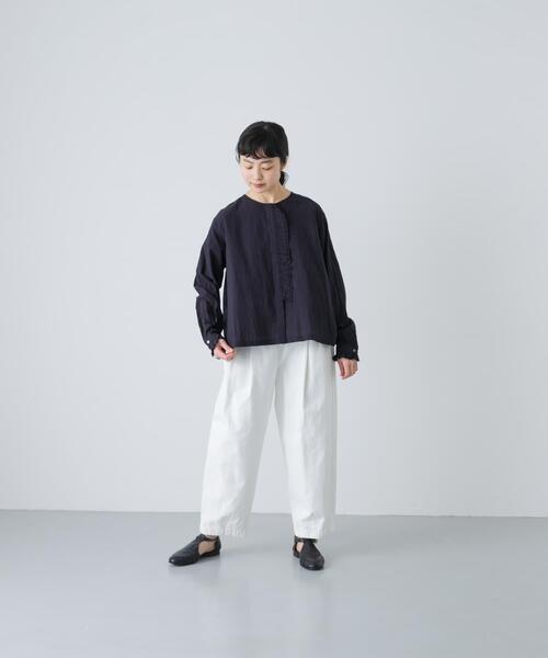 かぐれ（カグレ）の「コットンリネンフリルブラウス（シャツ/ブラウス・レディース・オフホワイト/チェック/ネイビー・FREE）」の18枚目の写真