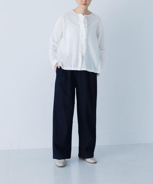 かぐれ（カグレ）の「コットンリネンフリルブラウス（シャツ/ブラウス・レディース・オフホワイト/チェック/ネイビー・FREE）」の13枚目の写真