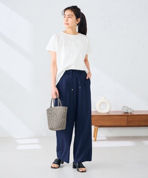 a.v.v(アーヴェヴェ)の「【WEB限定/支持率NO.1/イージーケア/ストレッチ】スッキリ見えウエストハトメワイドンツ(その他パンツ・レディース・ネイビー/ミント/グレー/ブラック・40/38/42/36/34)」の13枚目の写真