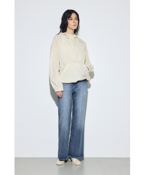 AZUL by moussy（アズールバイマウジー）の「【サイズ,身長別画像あり】AZUL DENIM センタープレスフレアデニム（デニムパンツ・レディース・ブルー/ワンウォッシュ・24inch/25inch/27inch/26inch）」の7枚目の写真