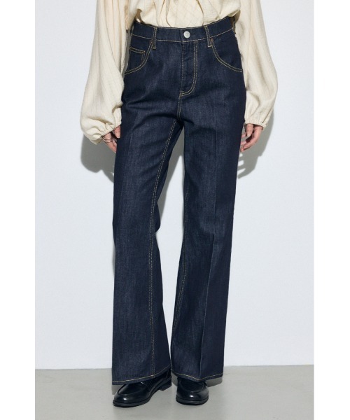AZUL by moussy（アズールバイマウジー）の「【サイズ,身長別画像あり】AZUL DENIM センタープレスフレアデニム（デニムパンツ・レディース・ブルー/ワンウォッシュ・24inch/25inch/27inch/26inch）」の14枚目の写真
