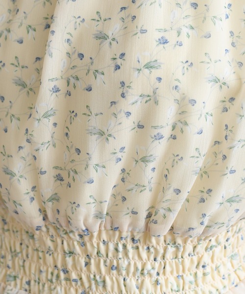 MISCH MASCH(ミッシュマッシュ)の「2026春夏新作 フラワーシャーリングブラウス(シャツ/ブラウス・レディース・ホワイト/イエロー/ブルー・フリ-)」の15枚目の写真