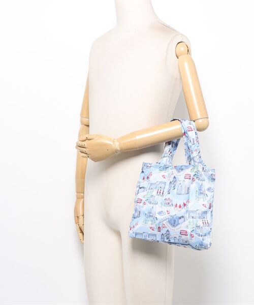 Cath Kidston(キャスキッドソン)の「ミニ フォルダウェイ ショッパー London Town(エコバッグ/サブバッグ・レディース・ブルー・FREE)」の8枚目の写真