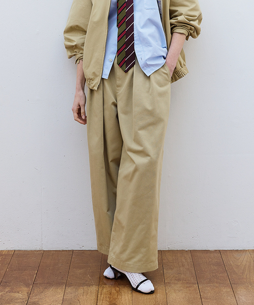 Spick & Span(スピックアンドスパン)の「《一部店舗+WEB限定/ 追加》Glyph Chino Pants(チノパンツ・レディース・ブラウン/ベージュ・38/36)」の1枚目の写真