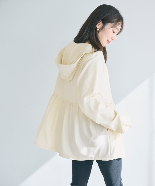 coca（coca）（コカ）の「UVカットティアードパーカー（パーカー・レディース・ブラック/アイボリー/ライトベージュ/ライトブルー・L/M/S）」の8枚目の写真