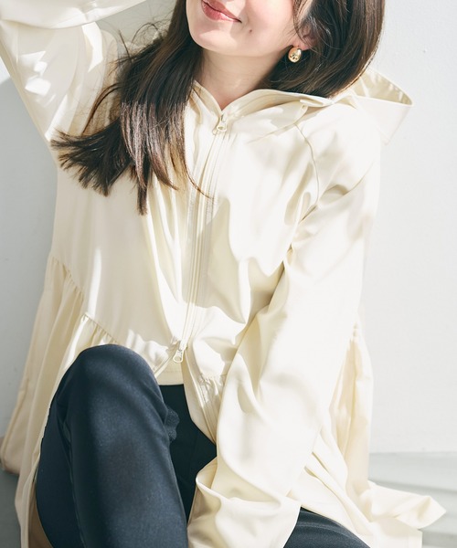 coca（coca）（コカ）の「UVカットティアードパーカー（パーカー・レディース・ブラック/アイボリー/ライトベージュ/ライトブルー・L/M/S）」の9枚目の写真