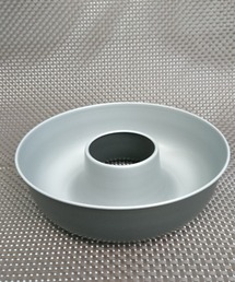 DELISH KITCHEN（デリッシュキッチン）の「デリッシュキッチン ふっ素加工エンゼルケーキ型18cm（キッチンツール）」