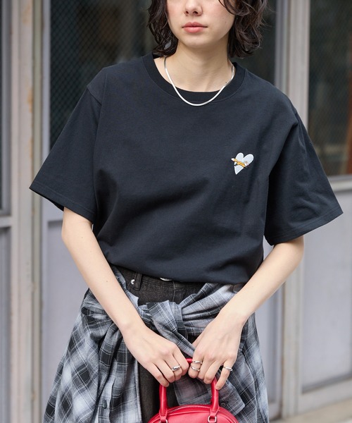 THE FOX 愛心貼標刺繡寬版短袖T恤