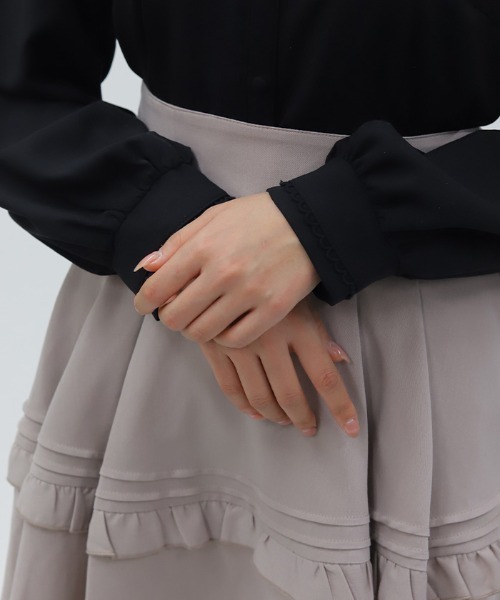 axes femme POETIQUE（アクシーズファムポエティック）の「リボンジャボ付きブラウス（シャツ/ブラウス・レディース・サックスブルー/ブラック/ホワイト・MEDIUM）」の8枚目の写真
