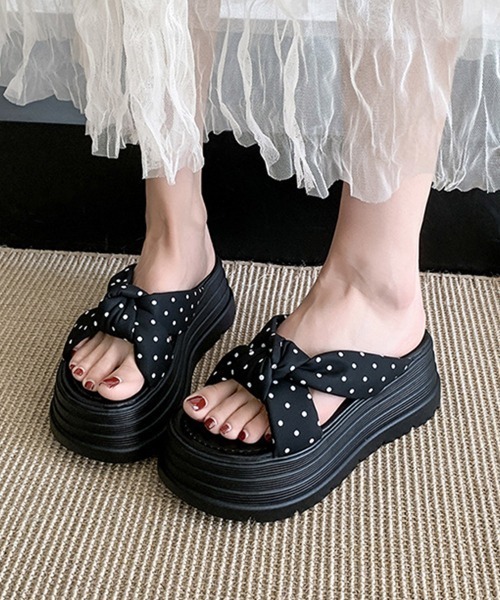 Miniministore(ミニミニストア)の「ドット柄リボン厚底サンダルレディース美脚(サンダル・レディース・ブラック/アイボリー/ピンク/ホワイト/イエロー・23.5cm/22.5cm/24.0cm/23.0cm/24.5cm)」の9枚目の写真