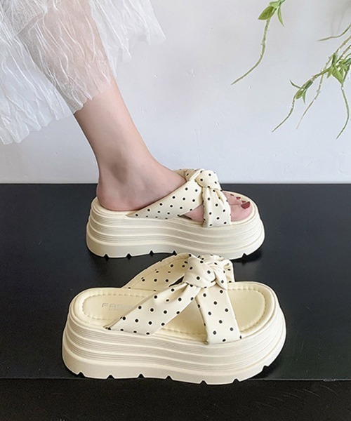 Miniministore(ミニミニストア)の「ドット柄リボン厚底サンダルレディース美脚(サンダル・レディース・ブラック/アイボリー/ピンク/ホワイト/イエロー・23.5cm/22.5cm/24.0cm/23.0cm/24.5cm)」の15枚目の写真