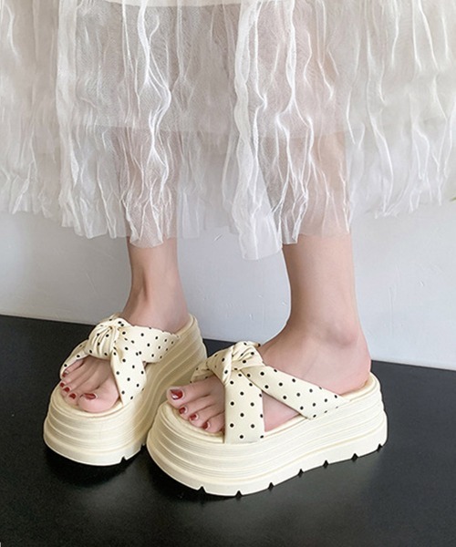 Miniministore(ミニミニストア)の「ドット柄リボン厚底サンダルレディース美脚(サンダル・レディース・ブラック/アイボリー/ピンク/ホワイト/イエロー・23.5cm/22.5cm/24.0cm/23.0cm/24.5cm)」の16枚目の写真