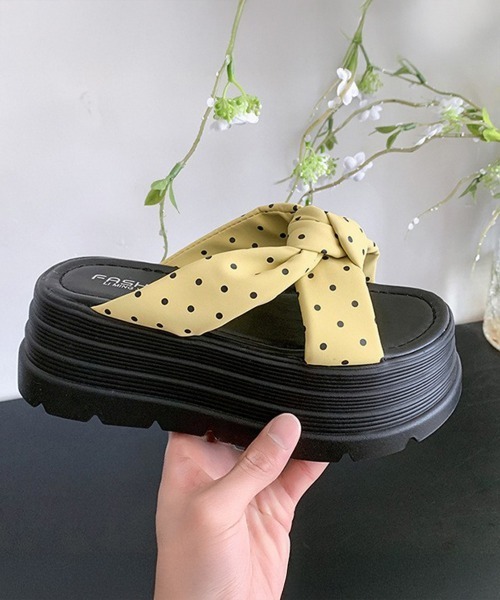 Miniministore(ミニミニストア)の「ドット柄リボン厚底サンダルレディース美脚(サンダル・レディース・ブラック/アイボリー/ピンク/ホワイト/イエロー・23.5cm/22.5cm/24.0cm/23.0cm/24.5cm)」の19枚目の写真