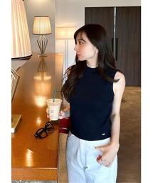 LD sleeveless knit top