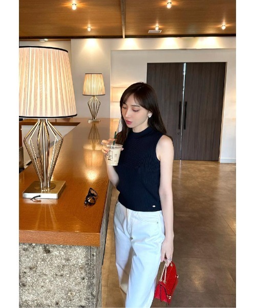 LUDICRUM(ルーディクルム)の「LD sleeveless knit top(ニット/セーター・レディース・グレー系/ネイビー系/ホワイト系・FREE)」の8枚目の写真