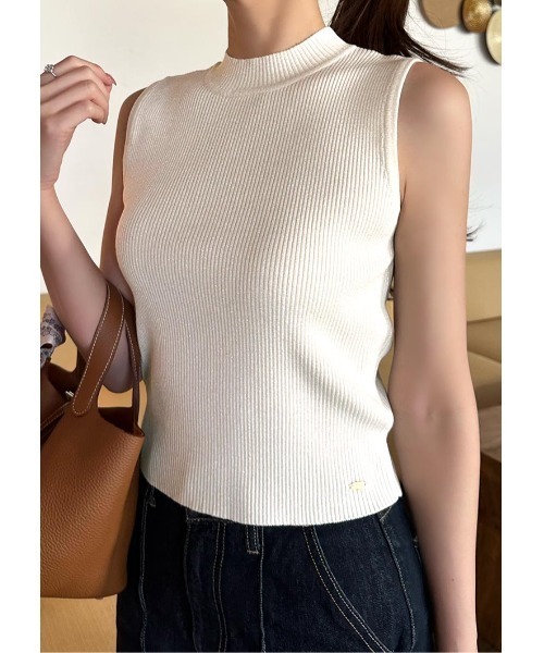 LUDICRUM(ルーディクルム)の「LD sleeveless knit top(ニット/セーター・レディース・グレー系/ネイビー系/ホワイト系・FREE)」の6枚目の写真