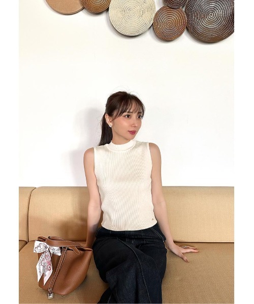 LUDICRUM(ルーディクルム)の「LD sleeveless knit top(ニット/セーター・レディース・グレー系/ネイビー系/ホワイト系・FREE)」の5枚目の写真