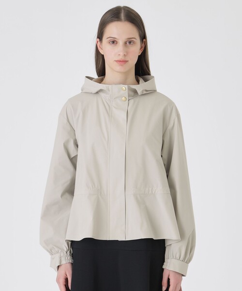 BLUE LABEL CRESTBRIDGE（ブルーレーベルクレストブリッジ）の「【はっ水】ライトウェザーマウンテンパーカー（マウンテンパーカー・レディース・ブルー/ダークネイビー・36/38）」の18枚目の写真