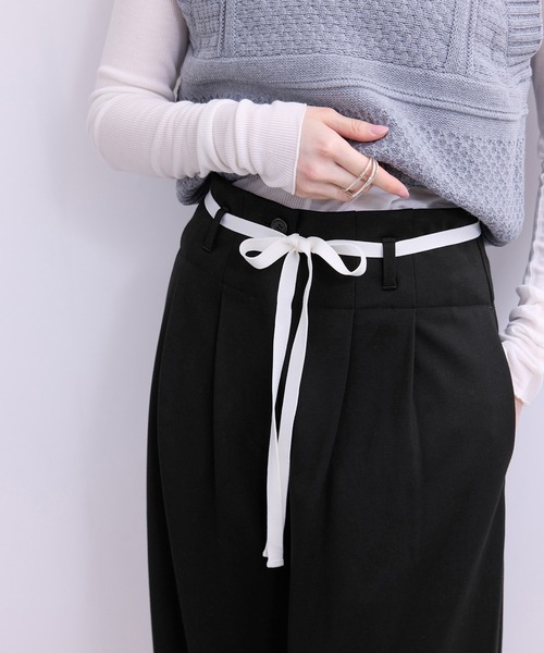 ADAM ET ROPE'（アダムエロペ）の「【WEB限定】ハイウエストカーブパンツ（その他パンツ・レディース・オフホワイト/ブラック/キャメル・34/36/38）」の11枚目の写真