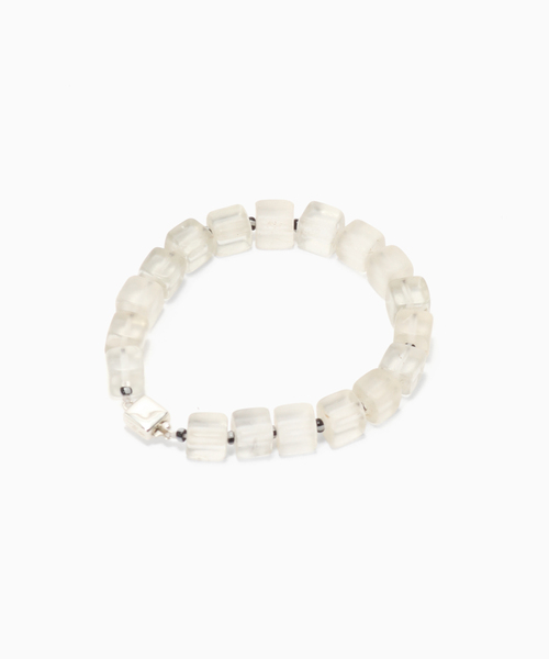 on the sunny side of the street（オンザサニーサイドオブザストリート）の「on the sunny side of the street Antique Bohemian Trade Beads ブレスレット（ブレスレット・メンズ・ライトホワイト・FREE）」の2枚目の写真