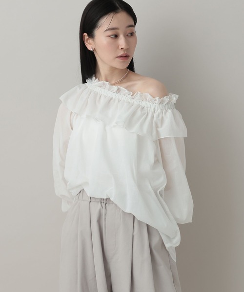 A part by(アパートバイ)の「オフショルブラウス(シャツ/ブラウス・レディース・ブラック/オフホワイト/ライトグリーン・FREE)」の8枚目の写真