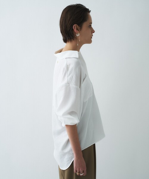 cloenc（クロエンス）の「【手洗い可】サテンスキッパーシャツ（シャツ/ブラウス・レディース・ライトイエロー系/ホワイト/ネイビー/ライトベージュ・02/01）」の9枚目の写真