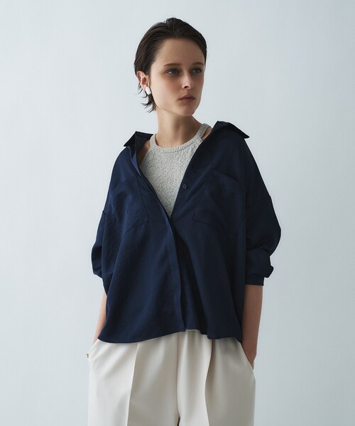 cloenc（クロエンス）の「【手洗い可】サテンスキッパーシャツ（シャツ/ブラウス・レディース・ライトイエロー系/ホワイト/ネイビー/ライトベージュ・02/01）」の21枚目の写真