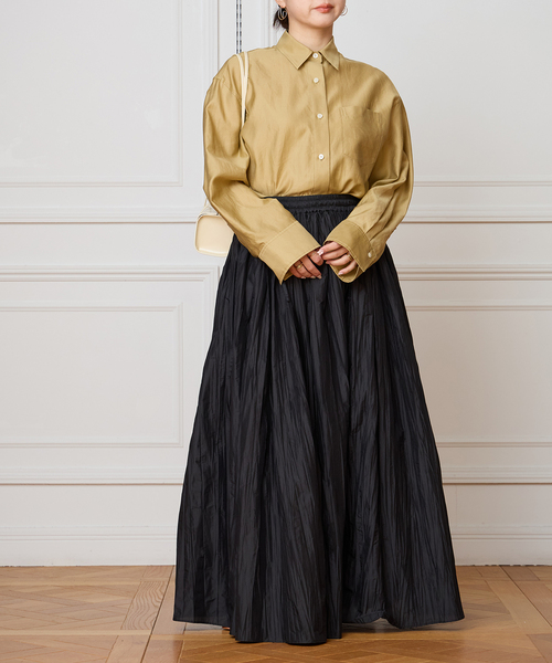 IENA LA BOUCLE（イエナラブークル）の「IENA LA BOUCLE コットンサテンシャツ（シャツ/ブラウス・レディース・ベージュ/ブラウン/アイボリー・FREE）」の5枚目の写真