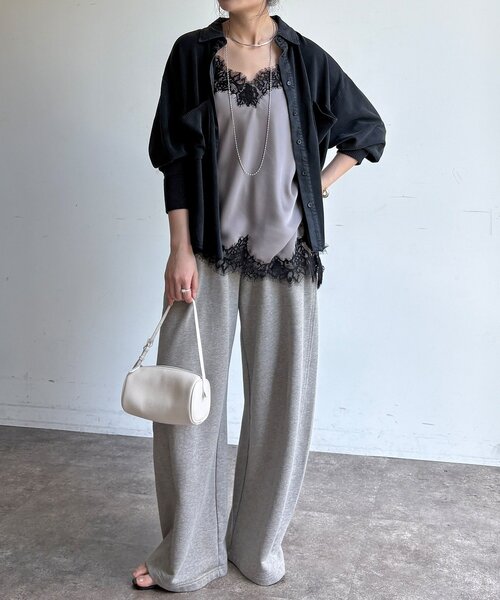 DouDou（ドゥドゥ）の「【WEB限定】ニット異素材切替シャツ（ニット/セーター・レディース・オフホワイト/ブラック・FREE）」の4枚目の写真