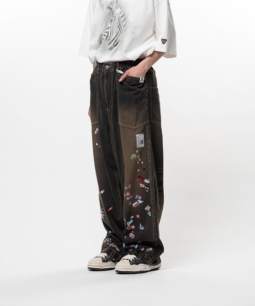 Maison MIHARA YASUHIRO(メゾンミハラヤスヒロ)の「【MIHARAYASUHIRO/ミハラヤスヒロ】BAKER JEANS w STICKER(デニムパンツ・メンズ・ブラック/インディゴブルー・46/44/48)」の2枚目の写真