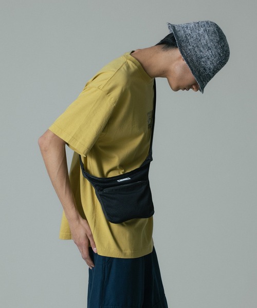 XLARGE（エクストララージ）の「MESH SHOULDER BAG（ショルダーバッグ・メンズ・ブラック/オリーブ/オレンジ/ネイビー・ONE SIZE）」の12枚目の写真