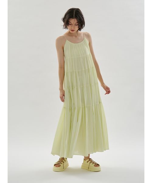 UGG（アグ）の「【UGG for emmi】GOLDENGLOW TOGGLE（サンダル・レディース・イエロー・26/25/24/23/22）」の3枚目の写真
