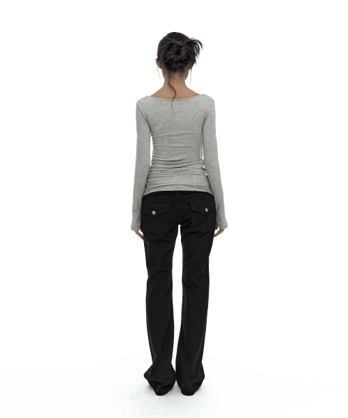 KASHIKO(カシコ)の「Drape Asymmetric Long Sleeve Gray(Tシャツ/カットソー・レディース・その他・FREE)」の11枚目の写真