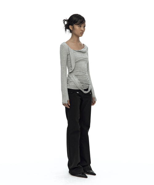 KASHIKO(カシコ)の「Drape Asymmetric Long Sleeve Gray(Tシャツ/カットソー・レディース・その他・FREE)」の9枚目の写真
