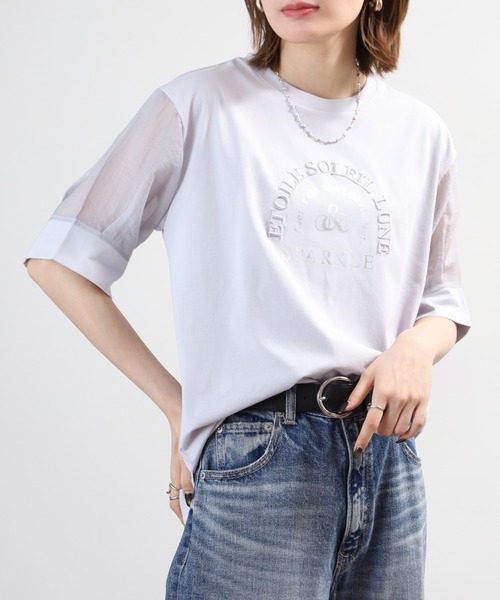 Anna Nicola(アンナニコラ)の「Anna Nicola 袖シアーロゴカットソー(Tシャツ/カットソー・レディース・シルバーグレー/ブラック/モスグリーン・38)」の2枚目の写真