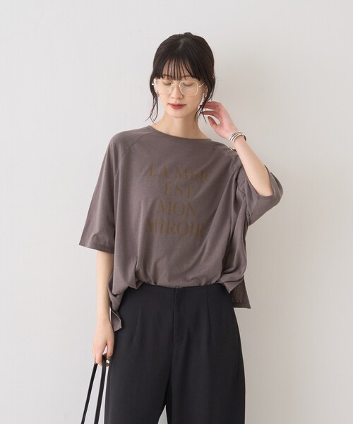 Rouge vif Anna(ルージュヴィフアンナ)の「【追加】シアーロゴオーバーサイズTシャツ/夏服/前後差/サイドスリット(Tシャツ/カットソー・レディース・チャコールグレー/ホワイト・フリー)」の9枚目の写真