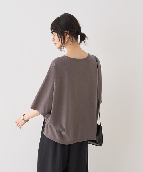 Rouge vif Anna(ルージュヴィフアンナ)の「【追加】シアーロゴオーバーサイズTシャツ/夏服/前後差/サイドスリット(Tシャツ/カットソー・レディース・チャコールグレー/ホワイト・フリー)」の12枚目の写真