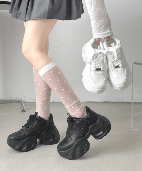 Shoes in Closet（シューズインクローゼット）の「+8.5㎝ 軽量 厚底 レースアップ デザインソールスニーカー 5878（スニーカー・レディース・ブラック/ホワイト・S/L/M/LL）」の18枚目の写真