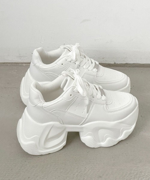 Shoes in Closet（シューズインクローゼット）の「+8.5㎝ 軽量 厚底 レースアップ デザインソールスニーカー 5878（スニーカー・レディース・ブラック/ホワイト・S/L/M/LL）」の9枚目の写真