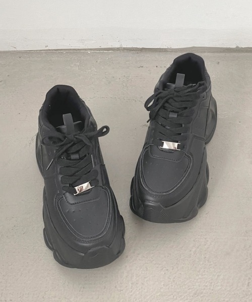 Shoes in Closet（シューズインクローゼット）の「+8.5㎝ 軽量 厚底 レースアップ デザインソールスニーカー 5878（スニーカー・レディース・ブラック/ホワイト・S/L/M/LL）」の14枚目の写真